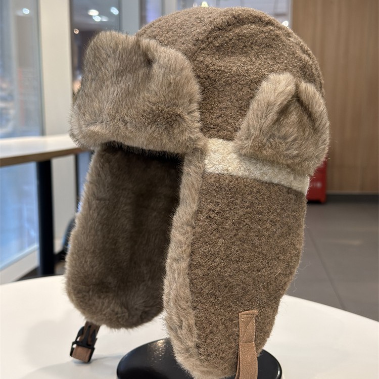 Suede fleece cap for children to make their faces look smaller in winter, protect their ears, keep warm, thickened, cycling, skiing in Northeast China, and protect against the cold, Lei Feng cap details Picture