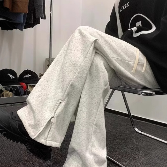 American street trend sweatpants for men in Spring/Autumn 2025: Trendy zipper split pants, wide-leg straight loose casual trousers Application Scenario