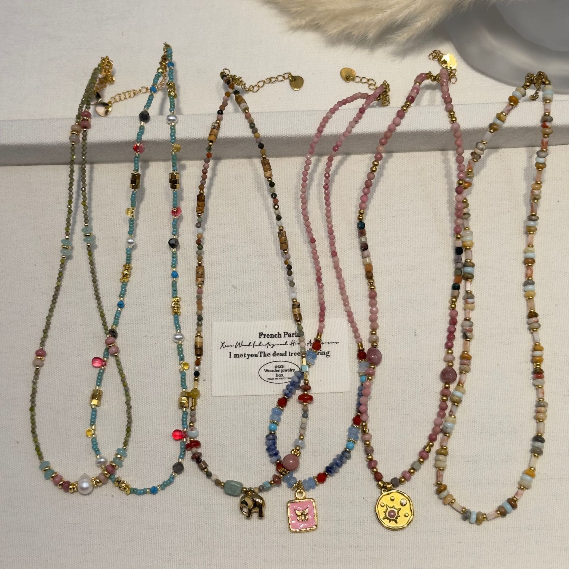 Colorful natural stone handcrafted beaded necklace and necklace, a light luxury, niche and unique new Chinese-style pearl and turquoise all-in-one accessory