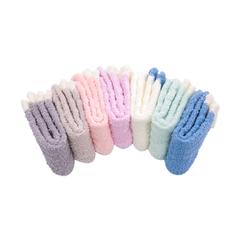 Autumn and winter twisted coral fleece sleep socks, warm mid-calf home socks, thickened postpartum floor socks, soft and cold-proof for women Item Picture