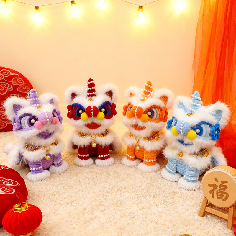 Finished Mid-Autumn Festival traditional Chinese lion dance lanterns, intangible cultural heritage, hand-held twisting sticks, lion dance children's hand-held luminous lanterns Application Scenario