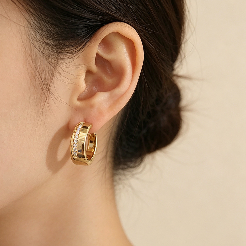 French woven golden crystal stud jewelry earrings, a light luxury design for women Specification image