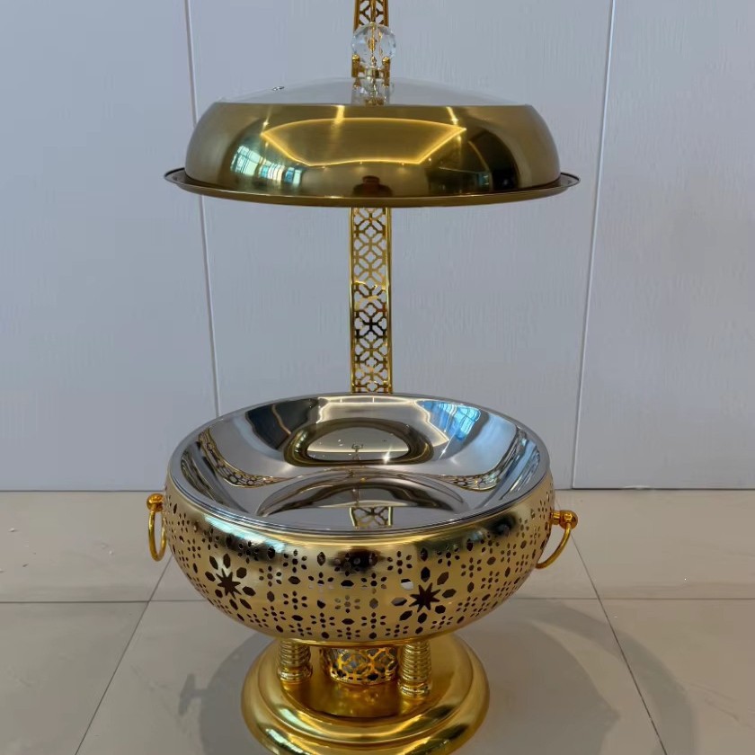 New luxury stainless steel golden restaurant hotel wedding insulated pot with alcohol heating 8-liter capacity for food Application Scenario