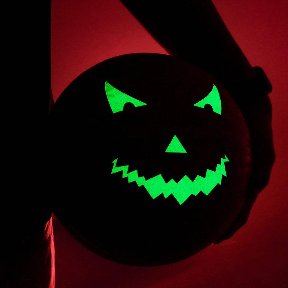 PSYCHE七号篮球万圣节限定夜光发光篮球跨境万圣节礼物新品篮球细节图