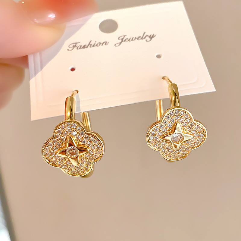 New best-selling copper-inlaid zircon four-leaf clover ear rings and ear buckles, light luxury, high-end, fashionable and exquisite earrings, full diamond earrings Specification image