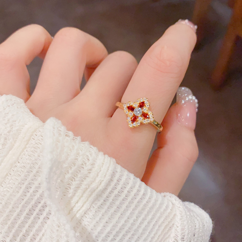 Light luxury, exquisite, fashionable and high-end, micro-inlaid zircon four-leaf flower open ring, personalized, versatile and super shiny index finger ring wholesale