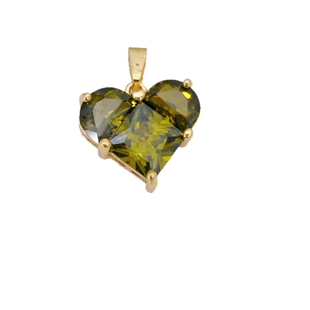 Cross-border new product Peach Heart heart-shaped pendant, DIY handmade jewelry accessory, copper electroplated zircon gold style wholesale Item Picture