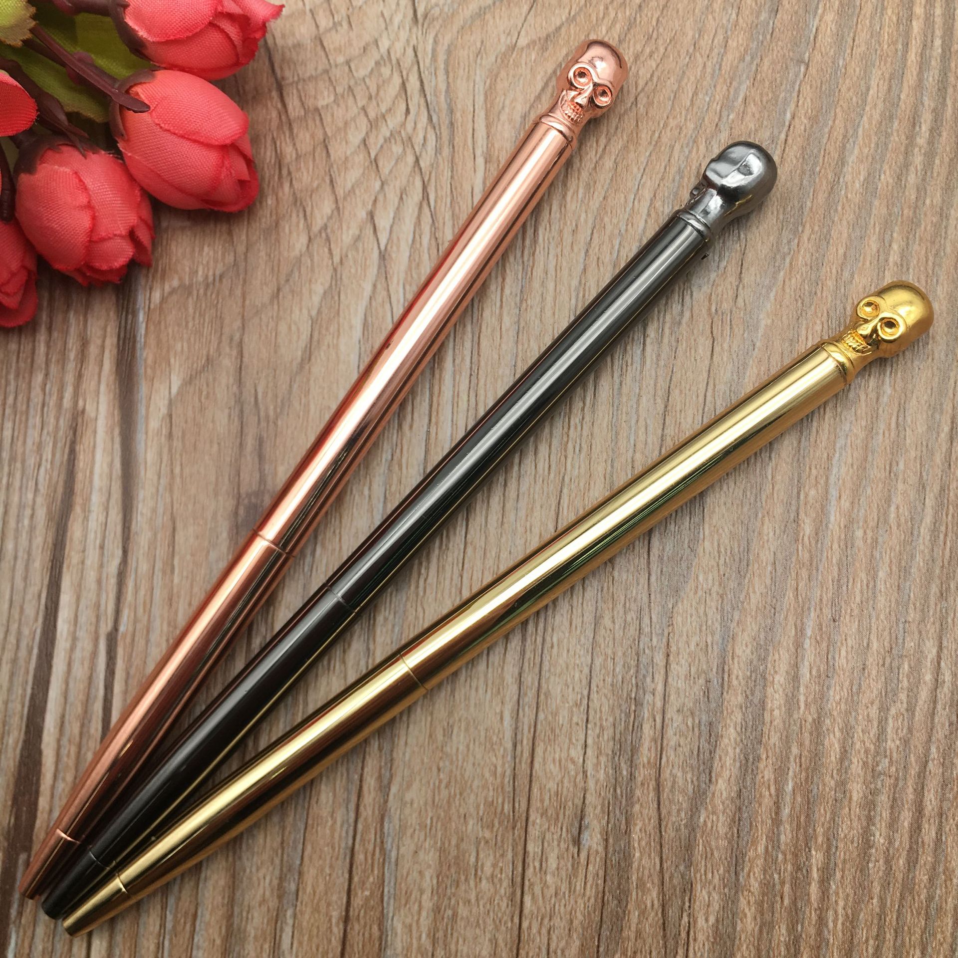 In stock: Cute Japanese and Korean skull ballpoint pens, large-head ballpoint pens, cartoon-shaped ballpoint pens that can print logos details Picture