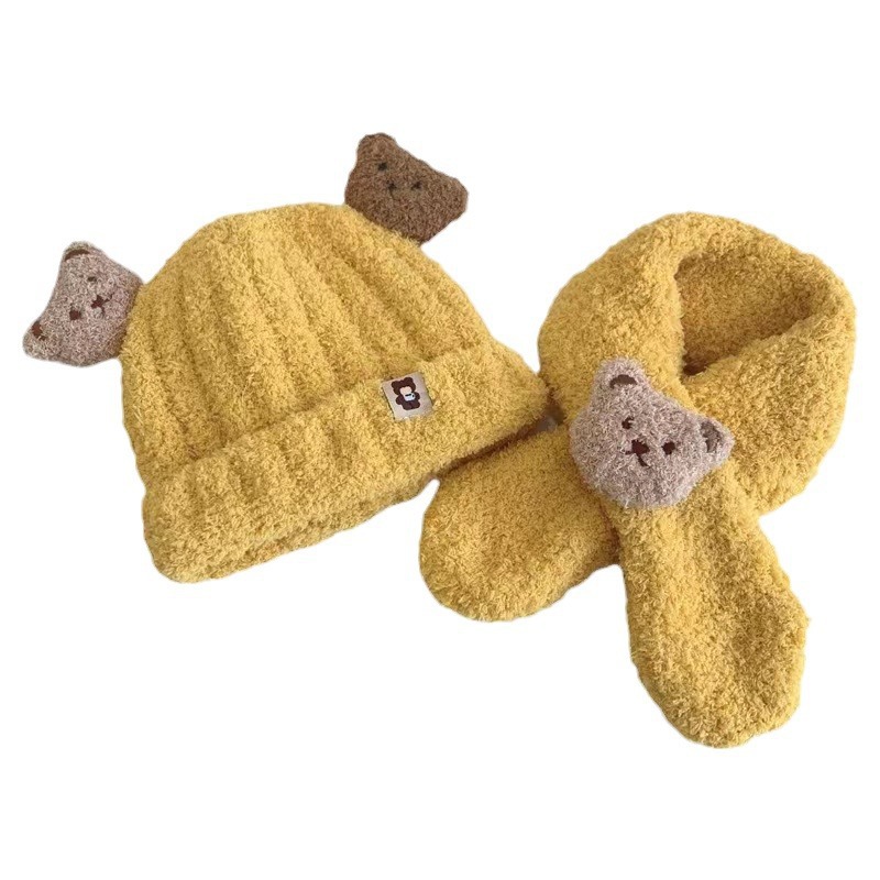 One-piece baby hats, autumn and winter plush scarves, two-piece sets, baby boys and girls, little bears, cute, warm and thick baby hats, wholesale from street stalls Item Picture