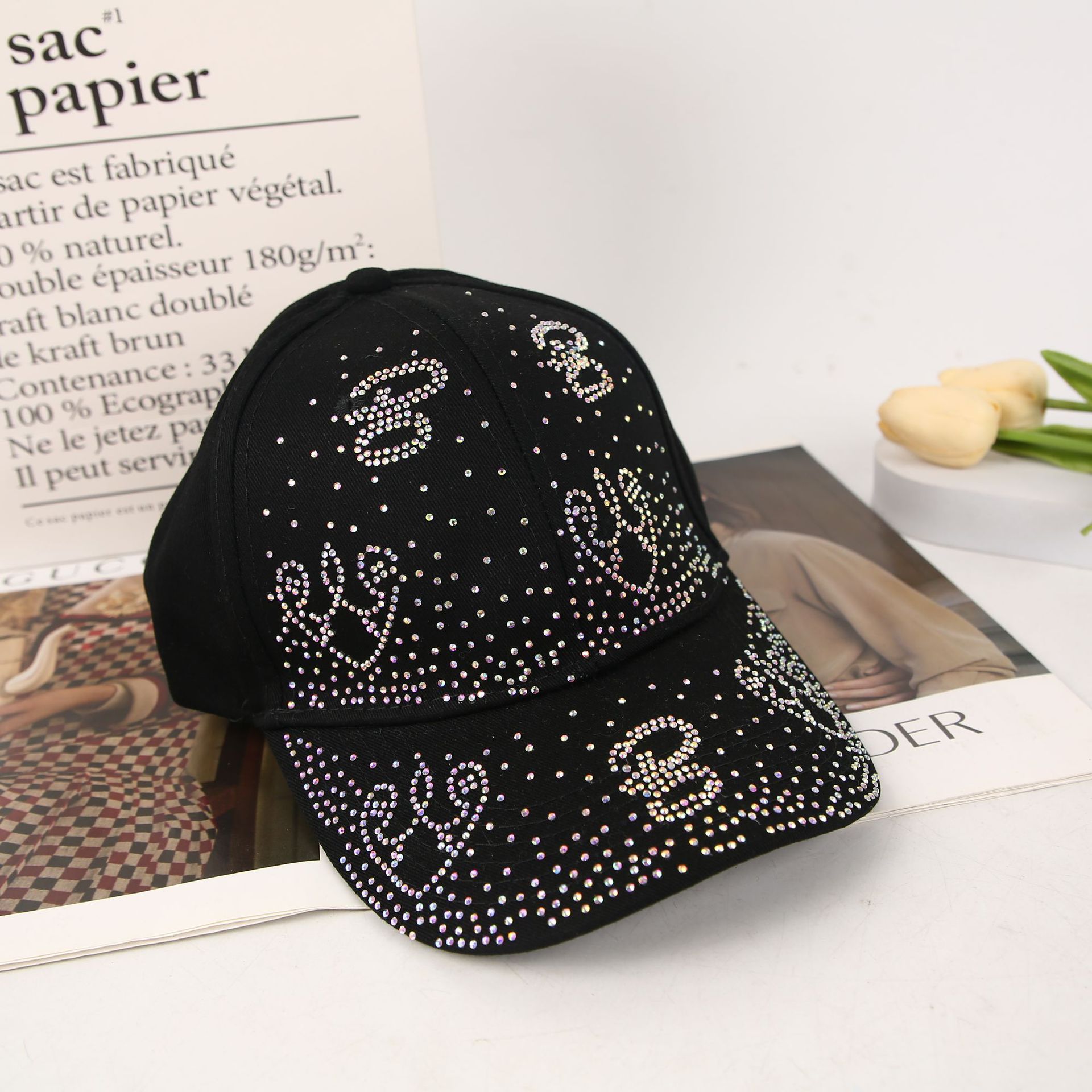 A versatile European and American style baseball cap with a unique and stylish rhinestone design, a trendy women's sun protection cap, and a rhinestone baseball cap