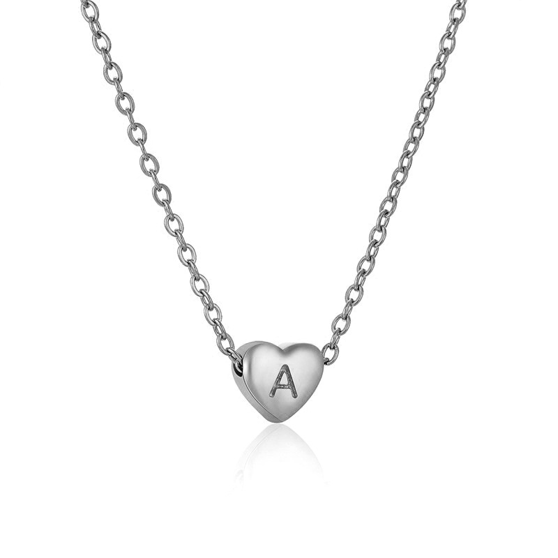 Cross-border InS-style stainless steel heart-shaped letter necklace, European and American titanium steel 26-letter pendant collarbone chain for women
