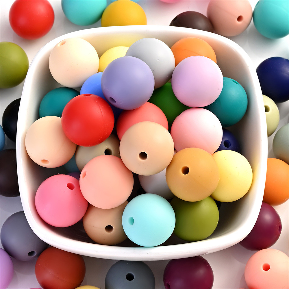 Factory stock custom-made silicone 12mm round beads, loose beads, string beads jewelry accessories, candy-colored silicone beads baby jewelry full figure