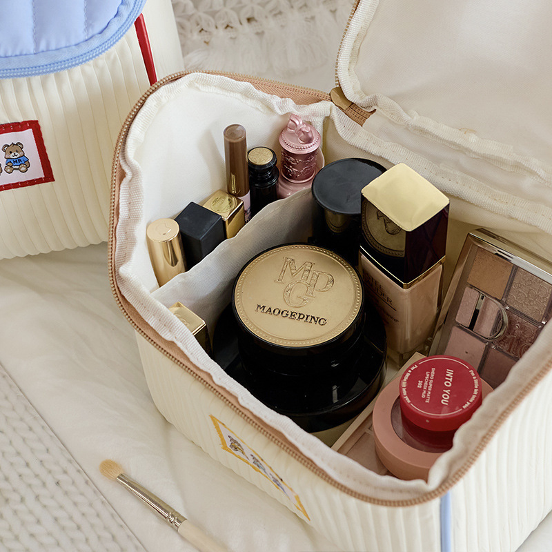 新款可爱房子化妆包大容量手提包便携旅行收纳洗漱包浴室化妆包包产品图