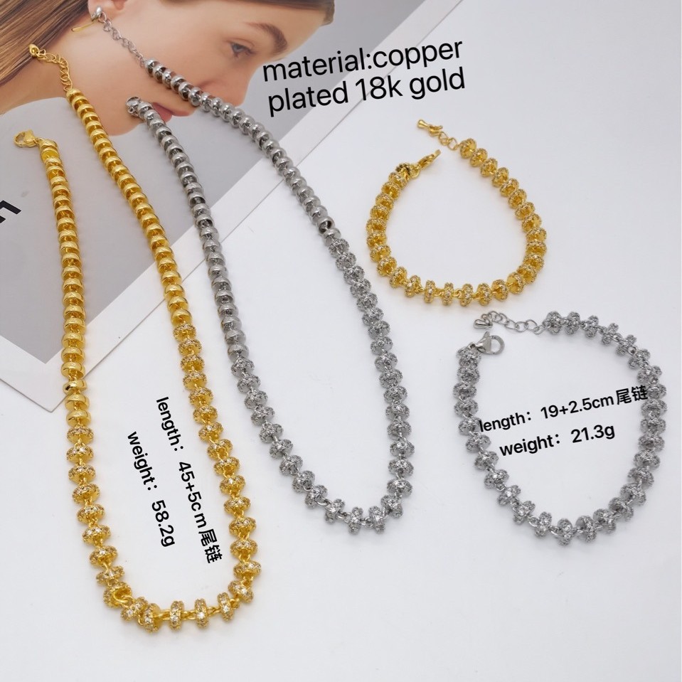 French Italian handcrafted chain, light luxury and high-end, double water wave bracelet necklace set, a niche, exquisite and elegant women's style Specification drawing