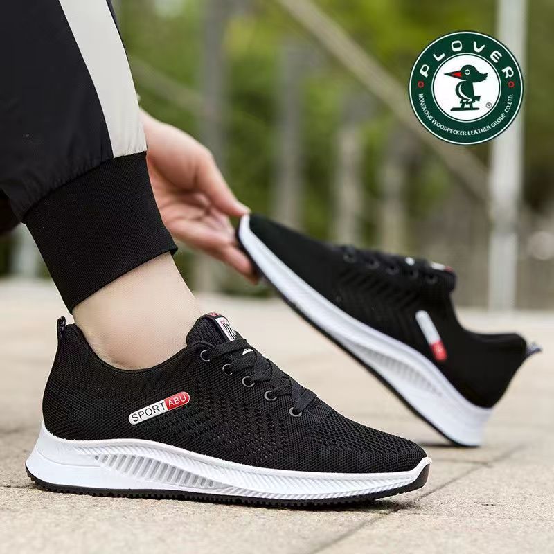 运动休闲鞋实物图