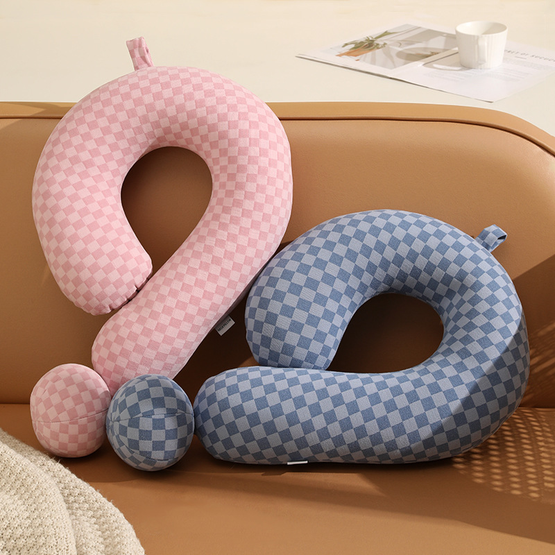 ？问号颈枕办公室午睡枕头U型几何抱枕沙发靠垫泡沫粒子问号枕