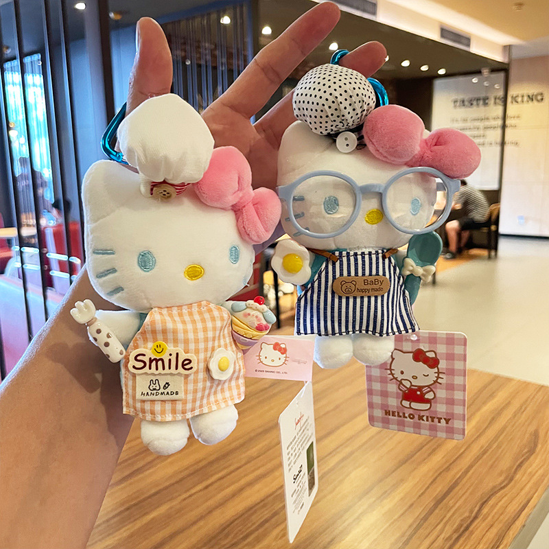 Cute hellokitty small pendant, genuine Hello kitty keychain hanging decoration, chef's hat outfit, kt cat plush details Picture