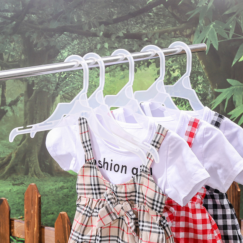 Plastic export children's clothes hangers supply clothes hanger clothing factory hanging export plastic clothes hanger wholesale clothing store details Picture