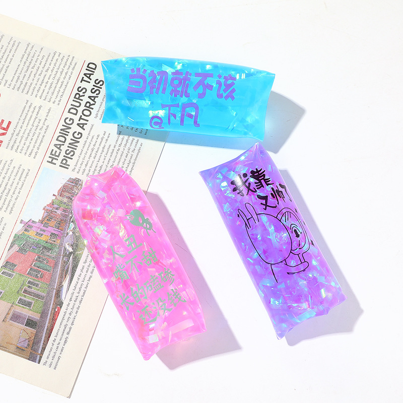 The water snake that can't be caught, the same style of water ball toy for venting, cute sequined large Chinese, cool Application Scenario