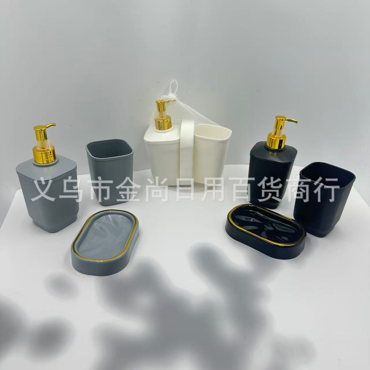 Black, white, gray, round, square, solid color lotion bottle, soap box, cup, gold and silver pump head, shampoo and body wash, portioned bottles Application Scenario