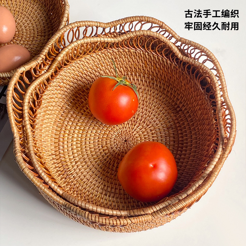 Roasting tea by the fire, Vietnamese autumn vine hand-woven storage fruits, candies, snacks, pastries, plates, Chinese fruit plates Specification drawing