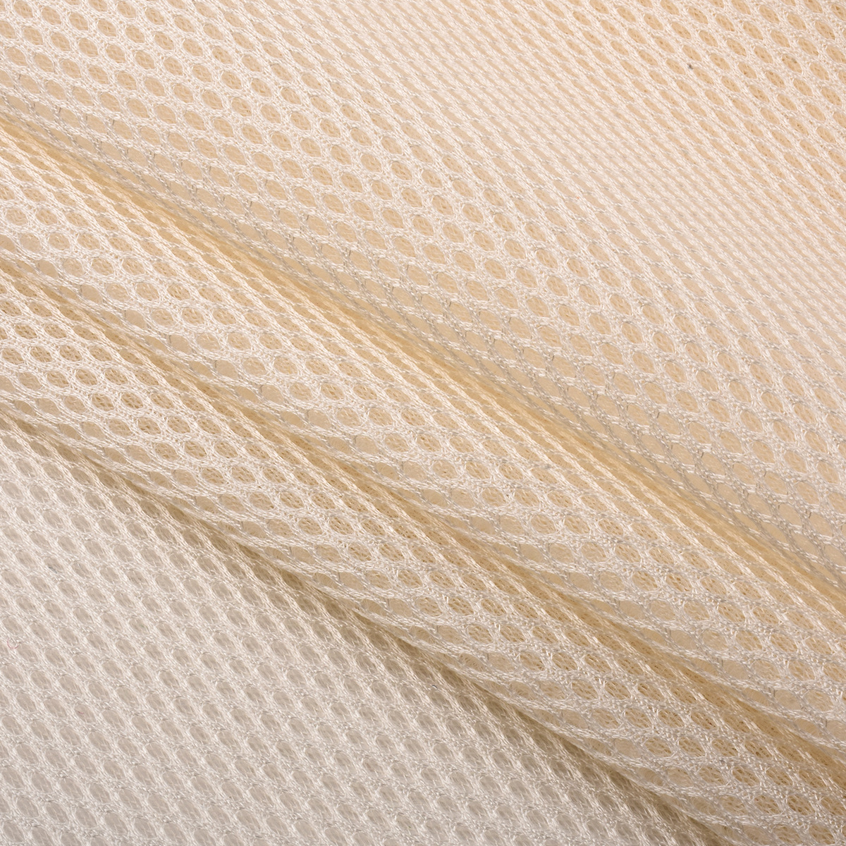 Customized sandwich mesh fabric for seat cushions, bags, shoes, pet supplies, and breathable sandwich mesh fabric from the manufacturer Specification image