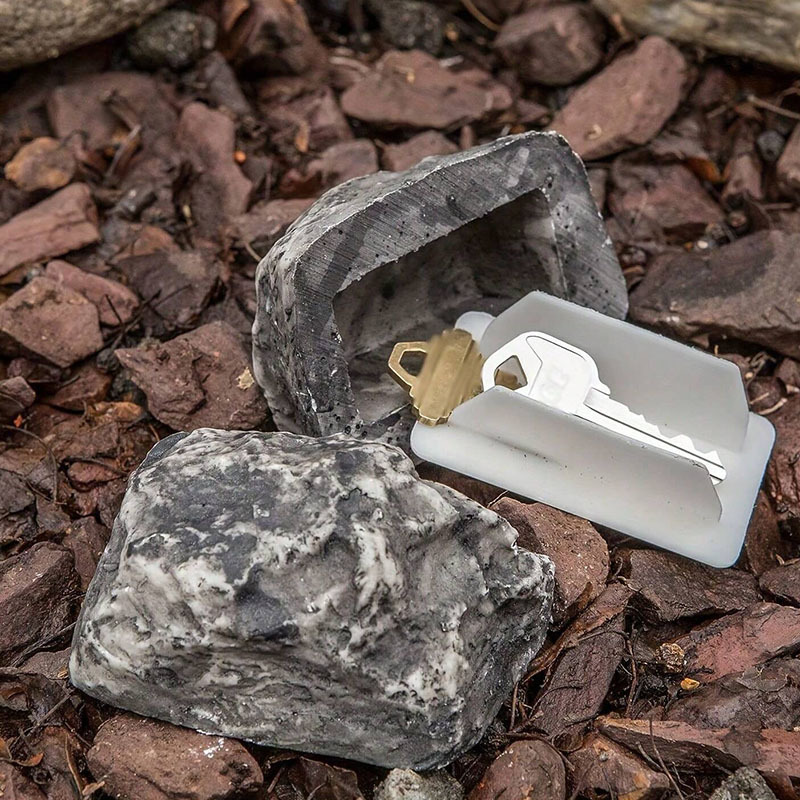 Amazon new Product Key Hider Outdoor Courtyard Hidden Key Box Simulation Small Stone Decoration at the doorstep details Picture
