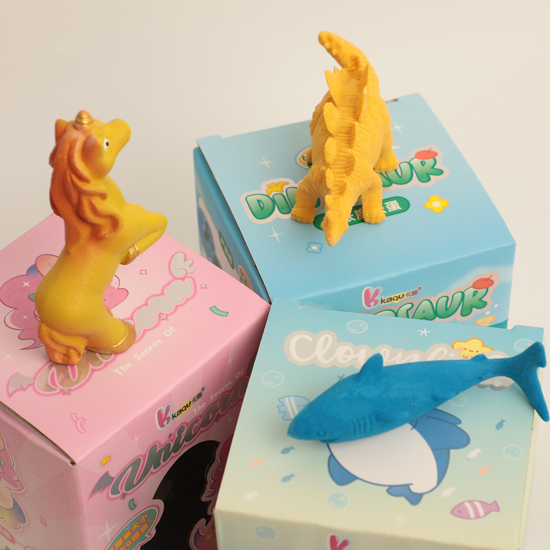 Shaker yin influencer juguetes cargamento puesto niños puzzle dinosaurio cracked huevo absorbente burbuja big inflate juguete huevo mágico Specification image