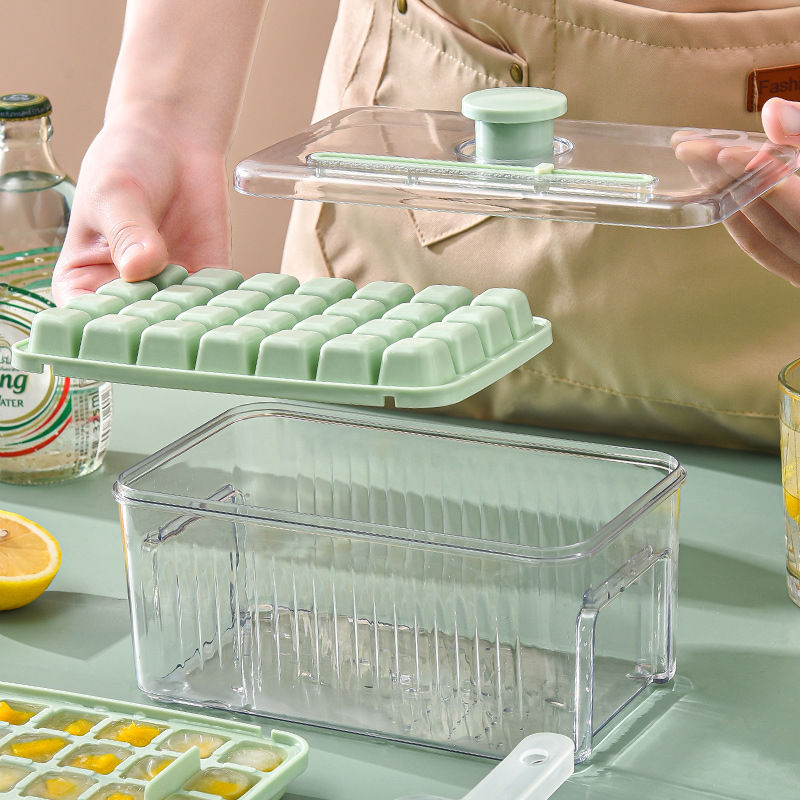 Press ice cube mold, household ice cube tray, ice box for storing frozen ice blocks model, refrigerator ice storage mold making magic tool Application Scenario