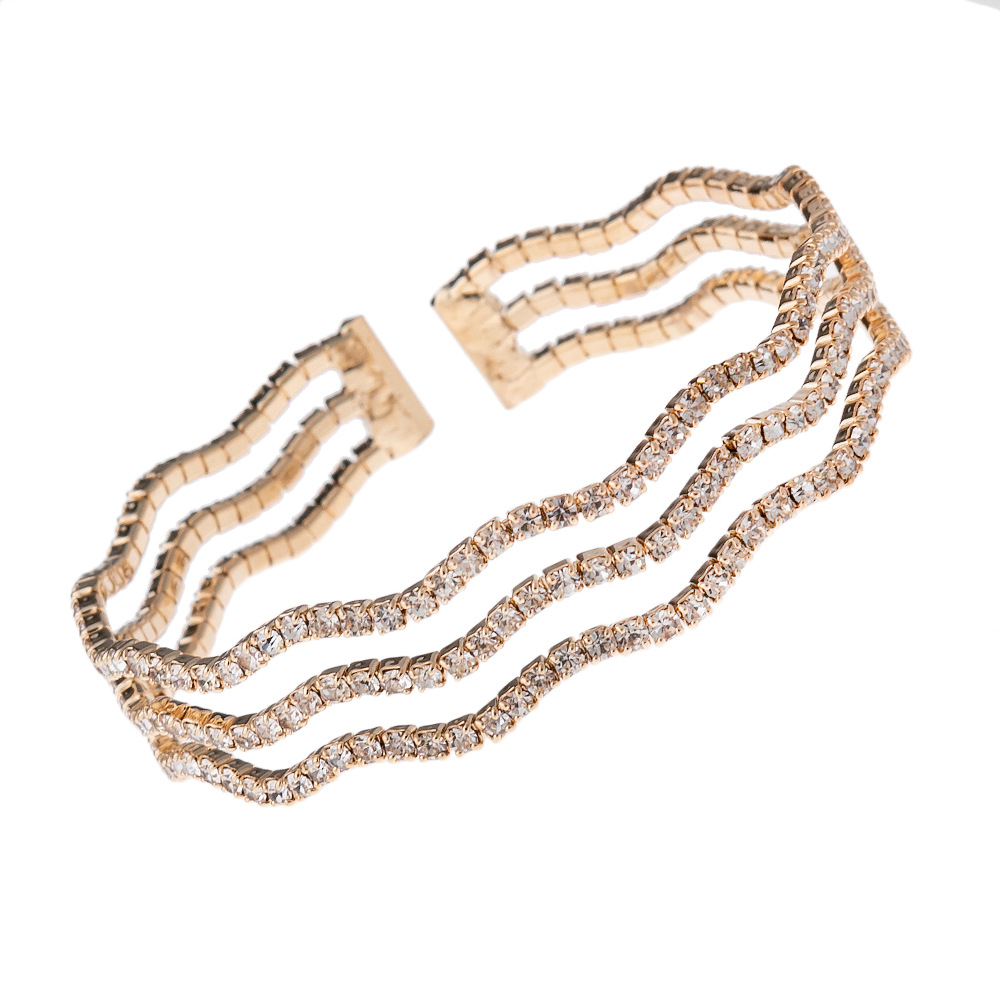 The manufacturer supplies cross-border classic 3-row wavy elastic water diamond bracelet for women, with a European and American style. It is a round opening steel wire elastic design sense jewelry full figure