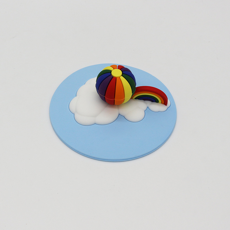 Customizable silicone cartoon creative three-dimensional figurine cup lid, dust-proof and leak-proof, cute round universal mug and tea cup Application Scenario