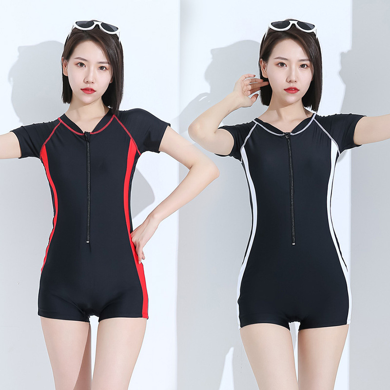 连体泳衣实物图