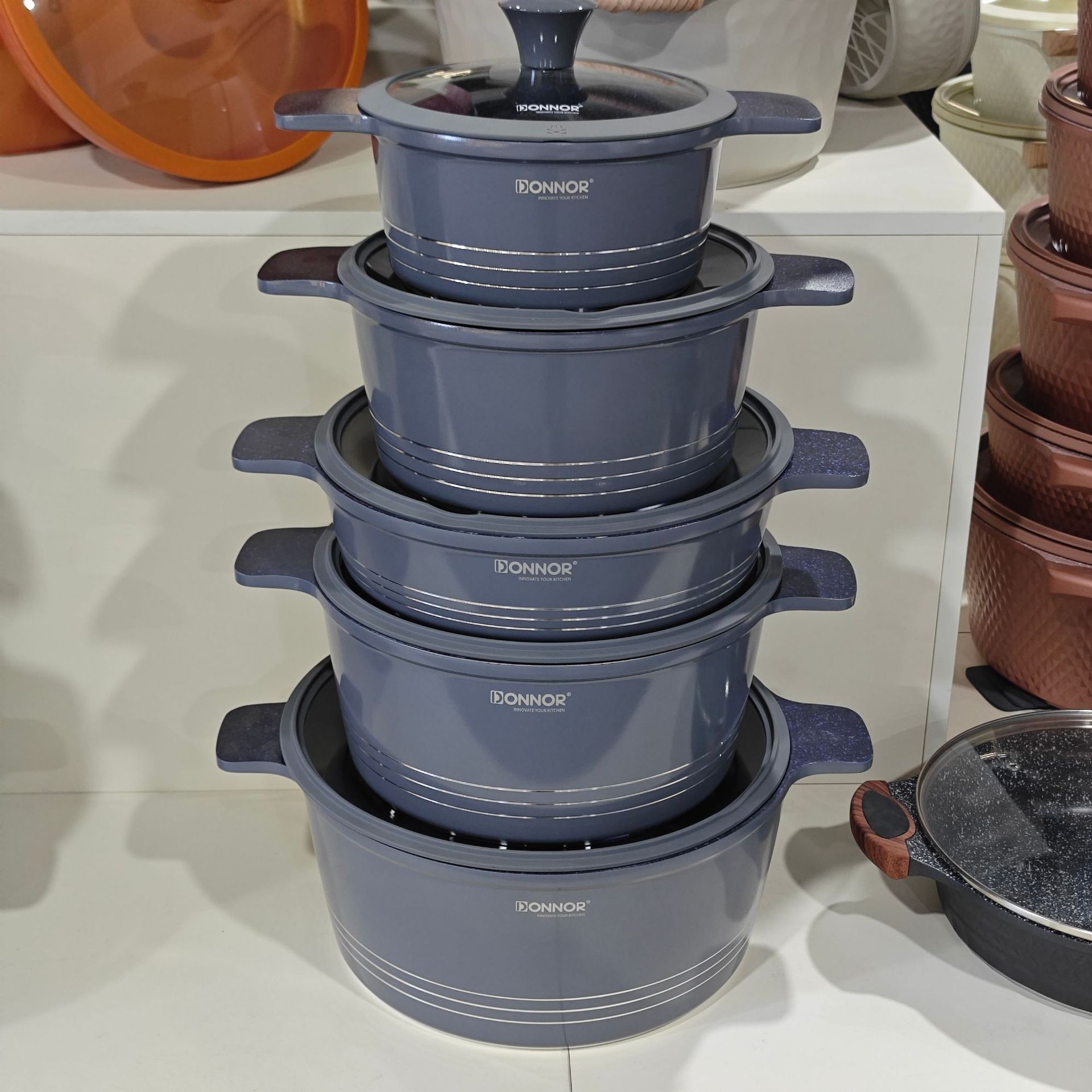 Magnífico conjunto de 15 piezas olla cocina inferior coche olla antiadherente para el hogar olla de cocina para el hogar conjunto de utensilios Application Scenario