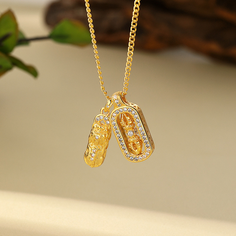 New copper gold-plated light luxury PI Xiu pillar necklace for women, a niche Chinese-style New Year neckchain pendant with a national trend full figure