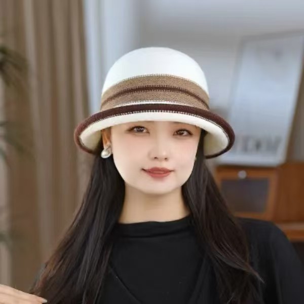 New warm wool elegant basin hat, fisherman hat, British retro fashion, versatile top hat for autumn and winter Application Scenario