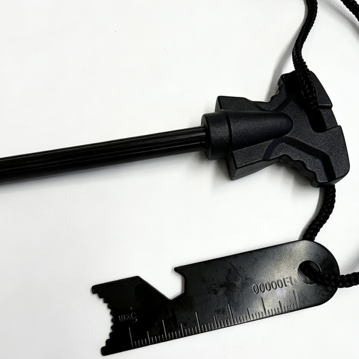 Outdoor fire stick with magnesium rod core, camping survival multi-functional fire stone, compact and portable scraper Specification image