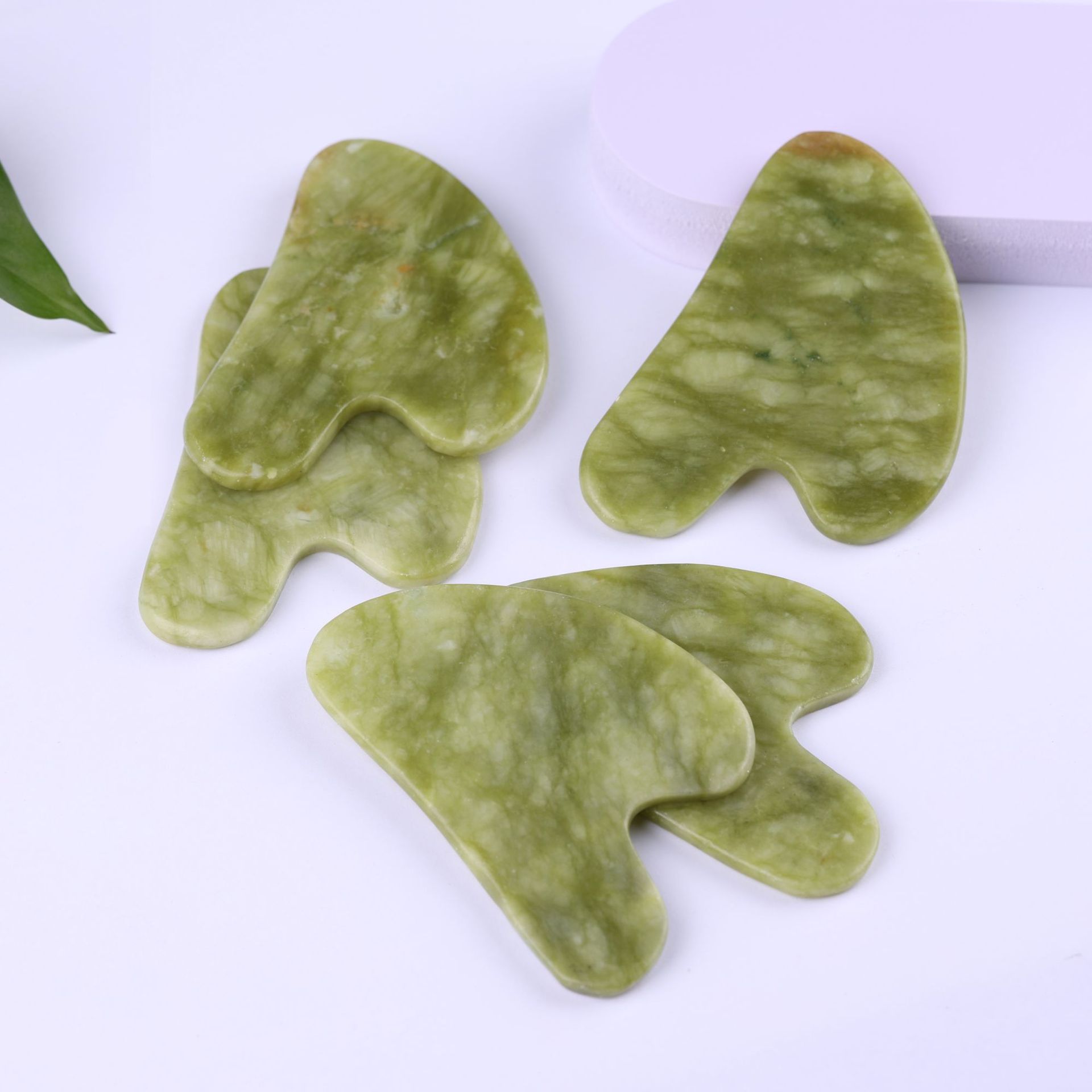 天然岫玉玉石板面部美容按摩器全身通用牛角刮板岫玉刮痧板经络