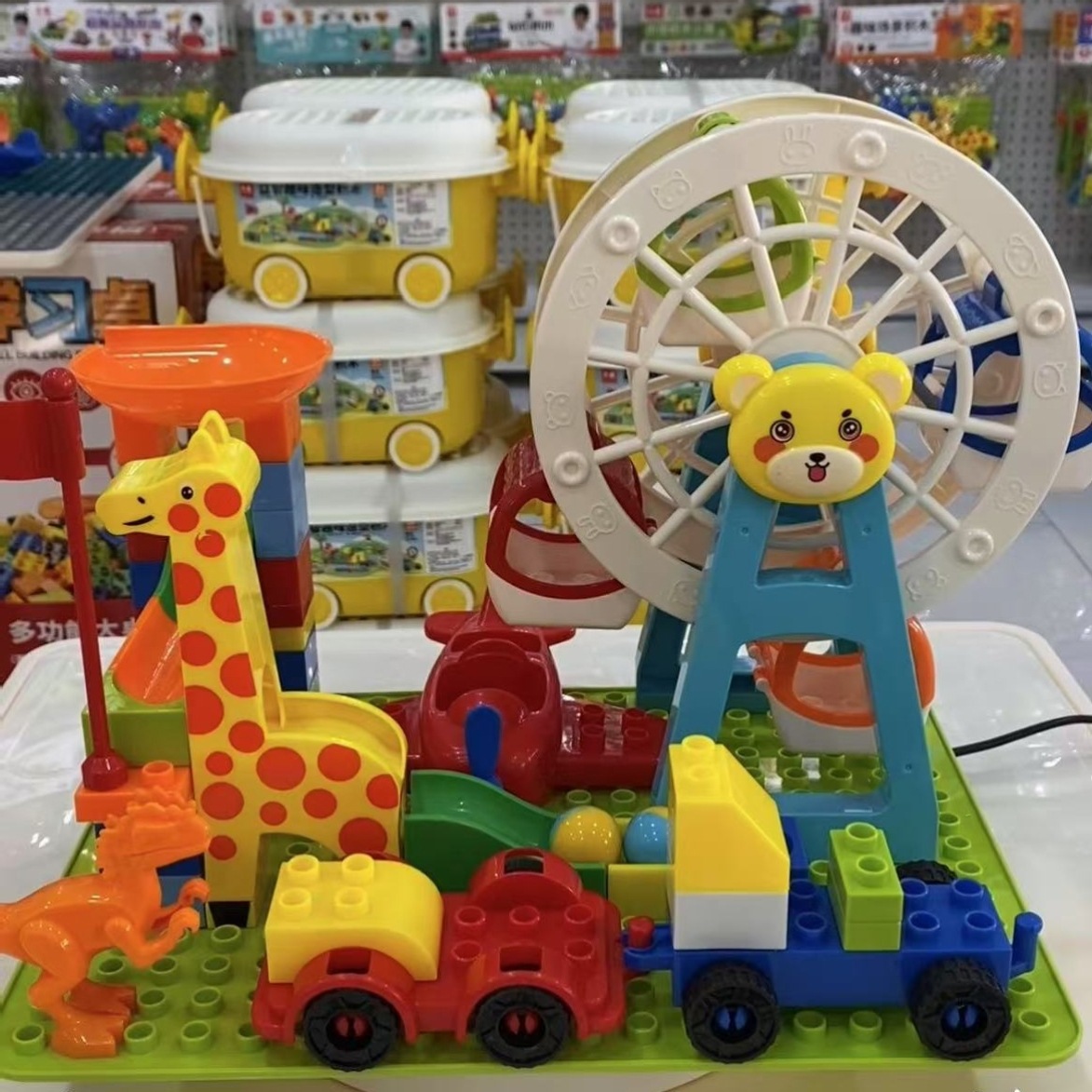 Amusement park Ferris wheel, rotating windmill, large particle building blocks, early education diy, educational assembly, children's toys Specification image
