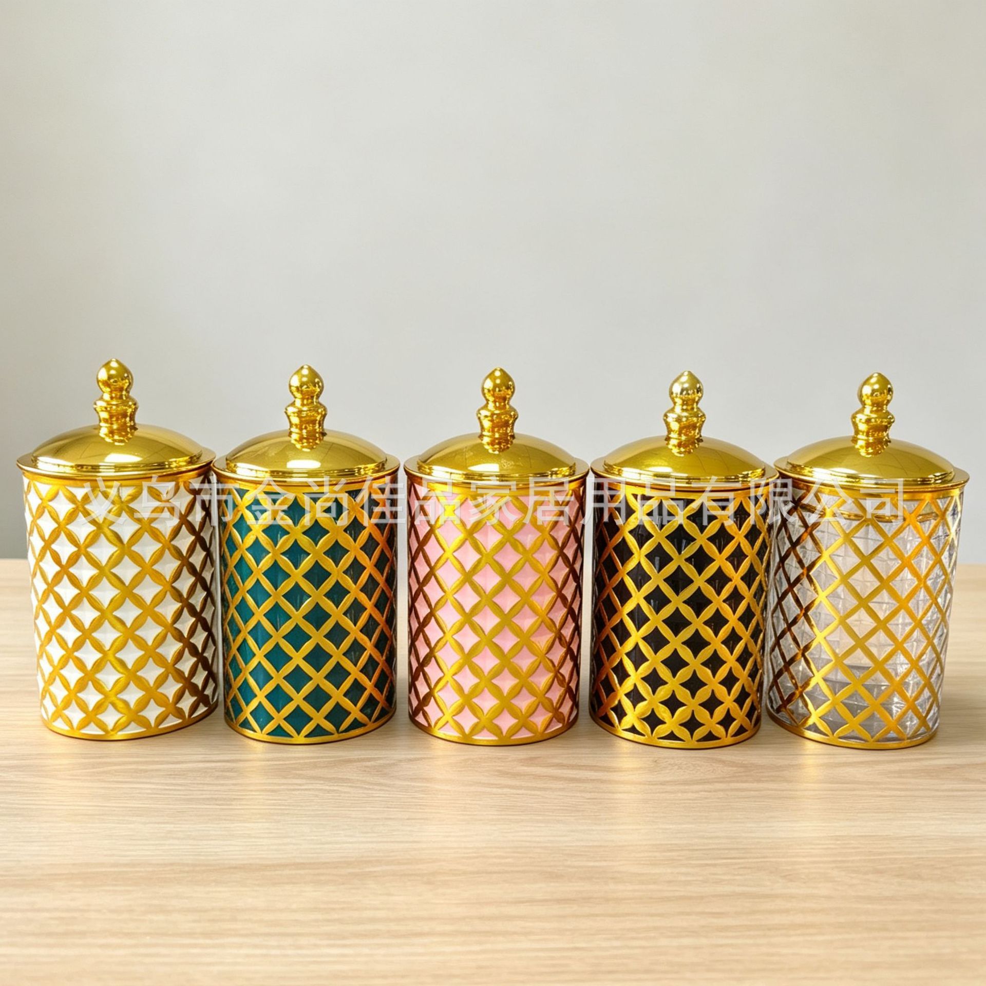 Multi-color light luxury diamond-shaped Storage jar, gold edge with lid storage, desktop sundries and makeup storage jar Specification image