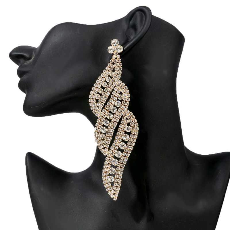 European and American cross-border exaggerated rhinestone long earrings for women, luxurious and elegant. Wholesale of diamond-encrusted earrings from the manufacturer full figure