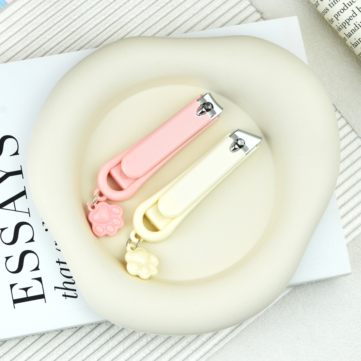 指甲剪/指甲刀套装/强人指甲刀/指甲剪男女卡通/指甲刀产品图