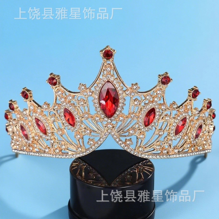 New diamond silver princess headwear, grand wedding dress, super glittering crystal, luxurious goddess bride wedding crown Application Scenario