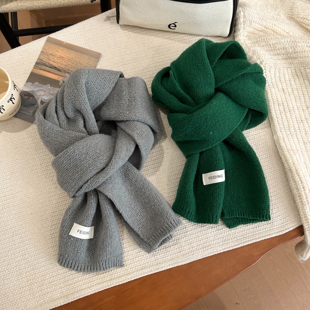 One-piece consignment of new winter women's scarves in solid color knitted wool, soft and glutinous, Korean style, versatile for couples, fashionable, warm and thick. Wholesale from street stalls Specification image