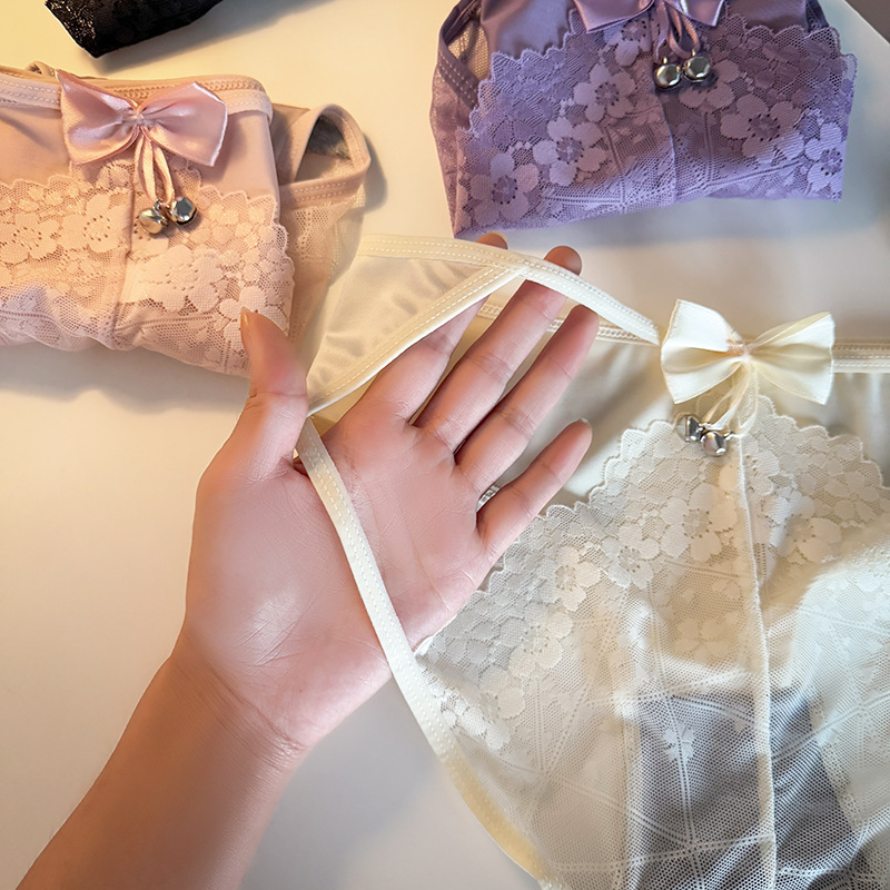 New light luxury oil-polished satin women's underwear with lace, sexy bell cutout, comfortable and alluring, low-waisted and seamless underwear details Picture