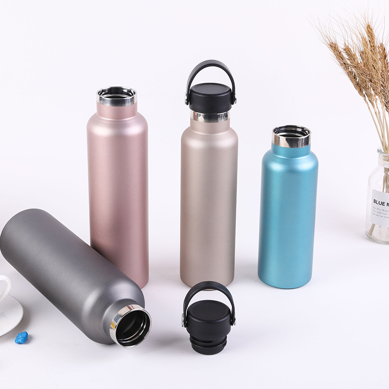 Baby and maternal products: Cold water bottle, cold water bottle, 1.5L portable water cup, brushing cup, mouthwash cup details Picture