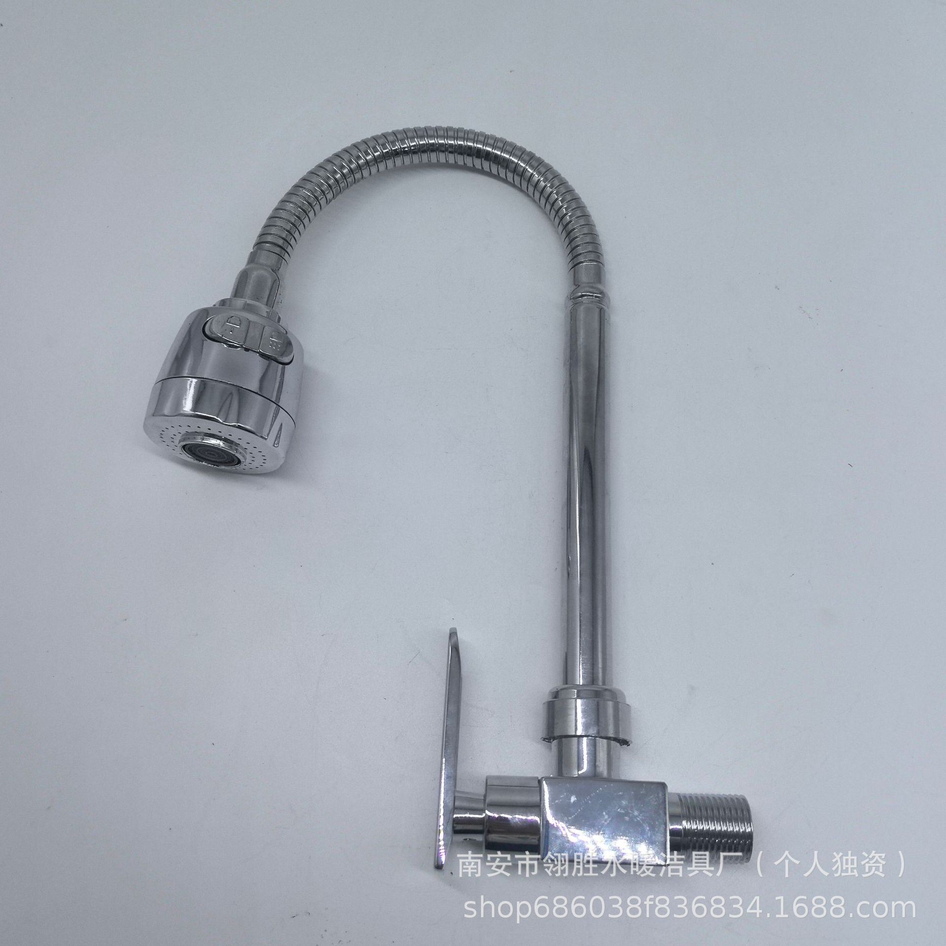 跨境款入墙万向单冷水龙头可旋转菜盆水槽单冷水龙头洗手池水龙头