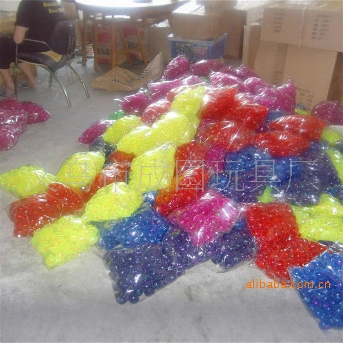 厂家供应充气充水拍拍球超低价地摊热卖夏天清凉消暑家用