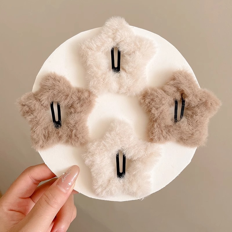 Autumn and winter plush five-pointed star hair clips, cute bangs, side clips, 2023 new bb hair clips, children's style hair clips details Picture