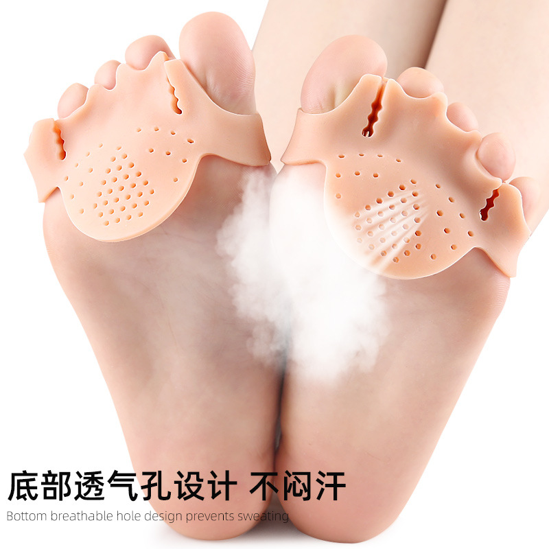 Five-hole sole toe separator, thickened with holes, sole shock absorption, massage forefoot half a yard pad, toe overlap separator Application Scenario