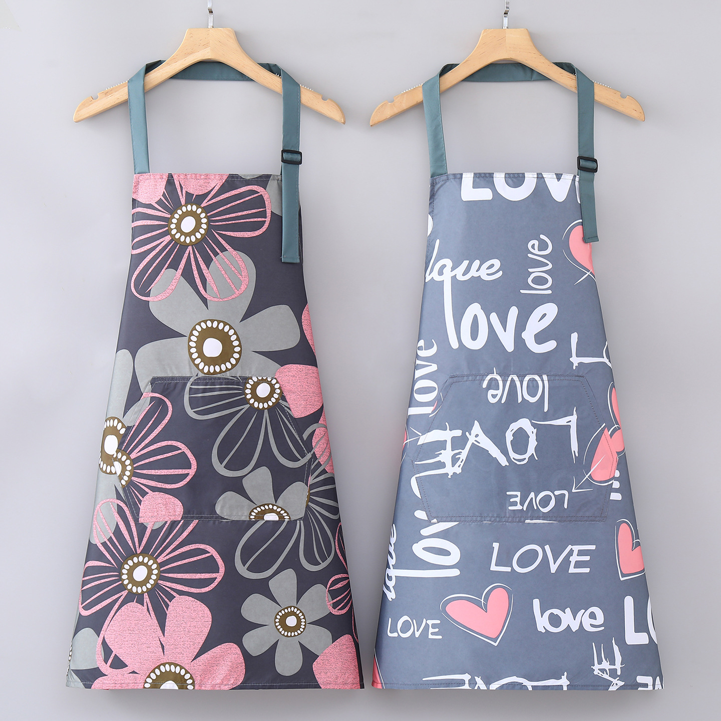 A long-sleeved fashionable women's apron with blue floral patterns details Picture